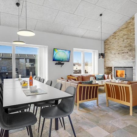 Nice Home In Tarm With Kitchen Εξωτερικό φωτογραφία